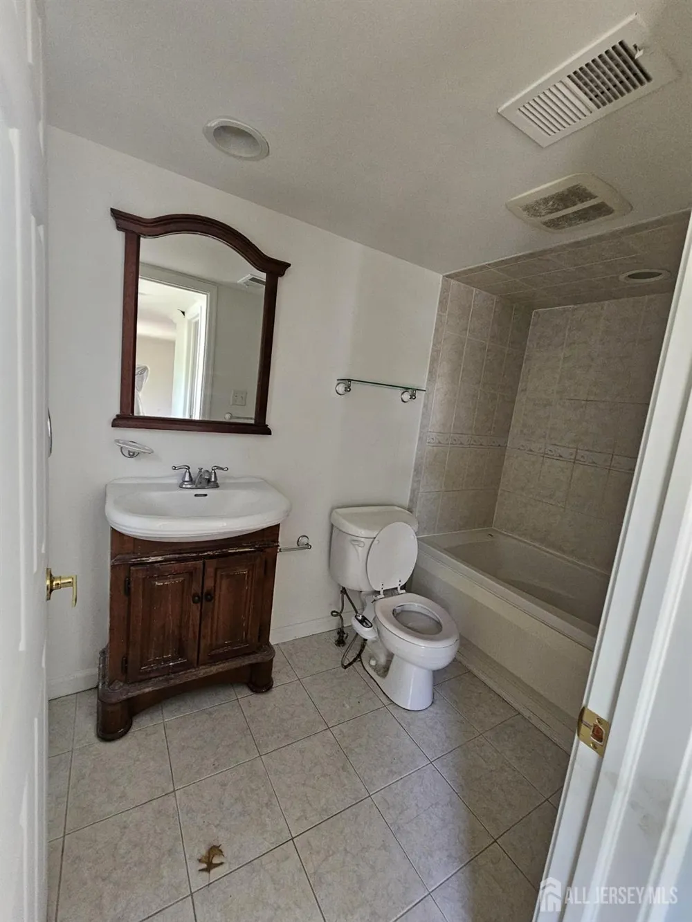 895 Madison Avenue Rahway, NJ 07065
