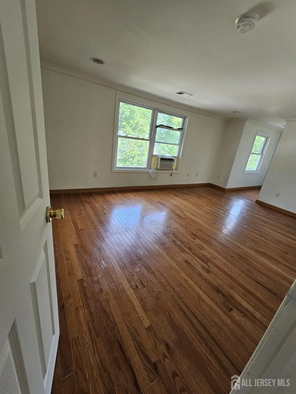 895 Madison Avenue Rahway, NJ 07065