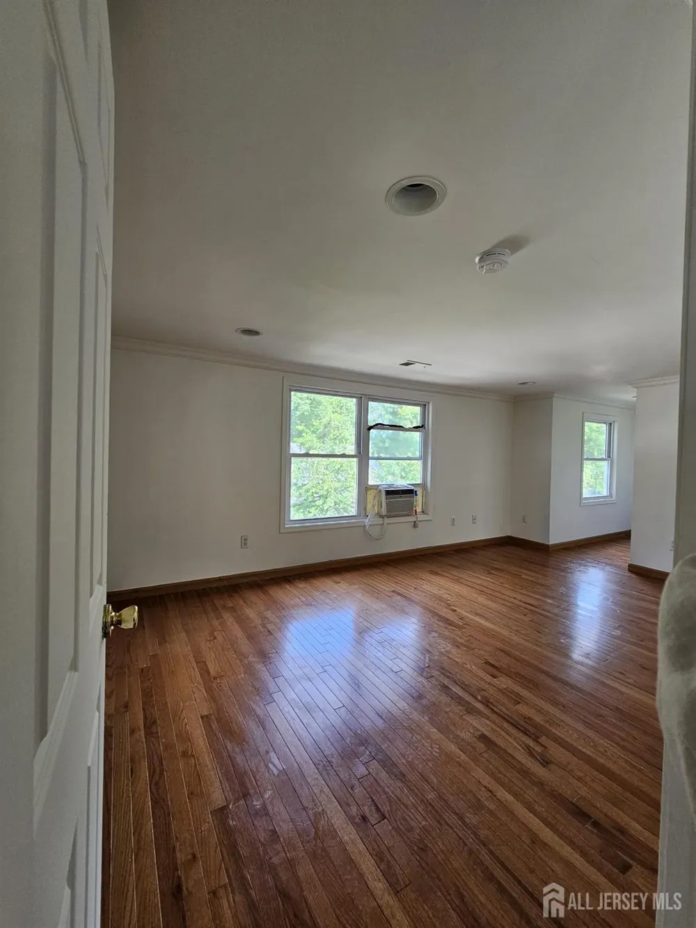 895 Madison Avenue Rahway, NJ 07065