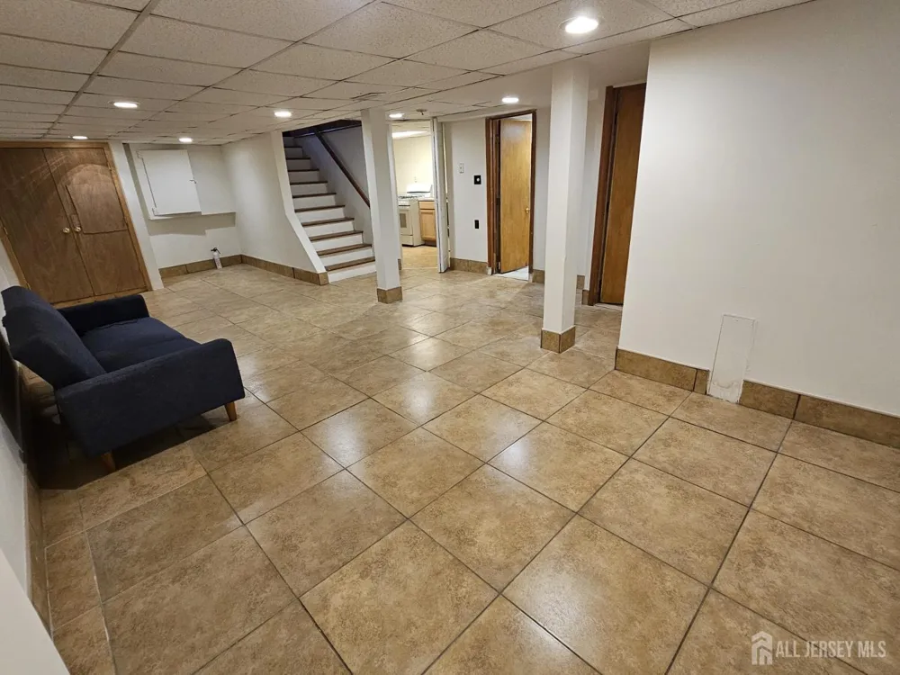 895 Madison Avenue Rahway, NJ 07065