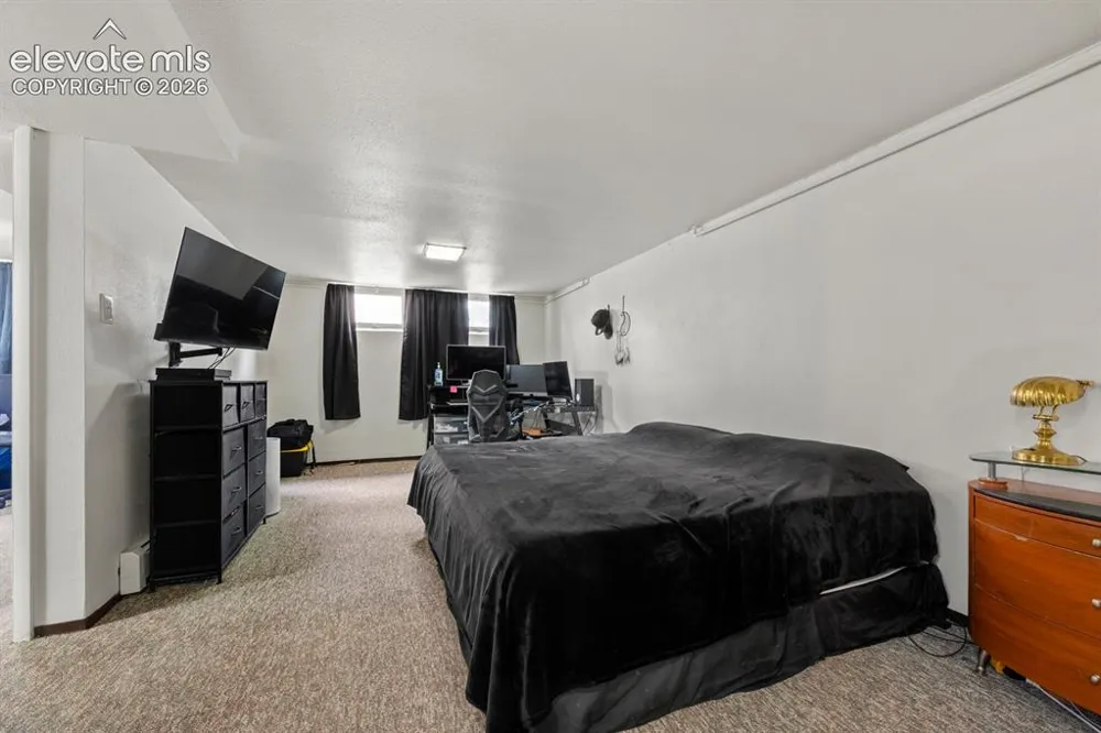 2100 Elmwood Lane Pueblo, CO 81005