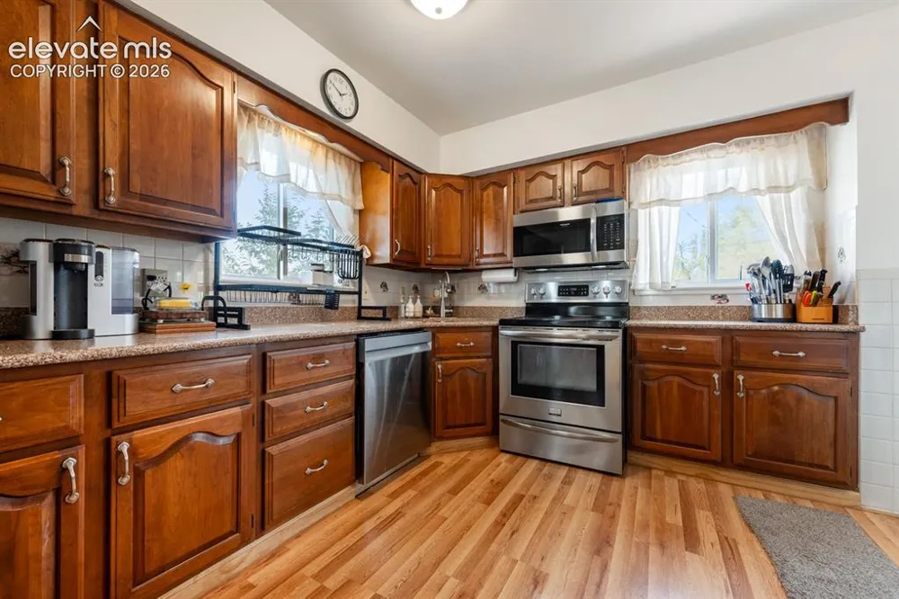 2100 Elmwood Lane Pueblo, CO 81005