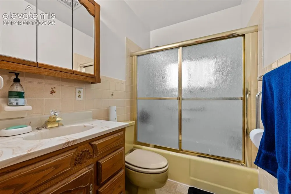 2100 Elmwood Lane Pueblo, CO 81005