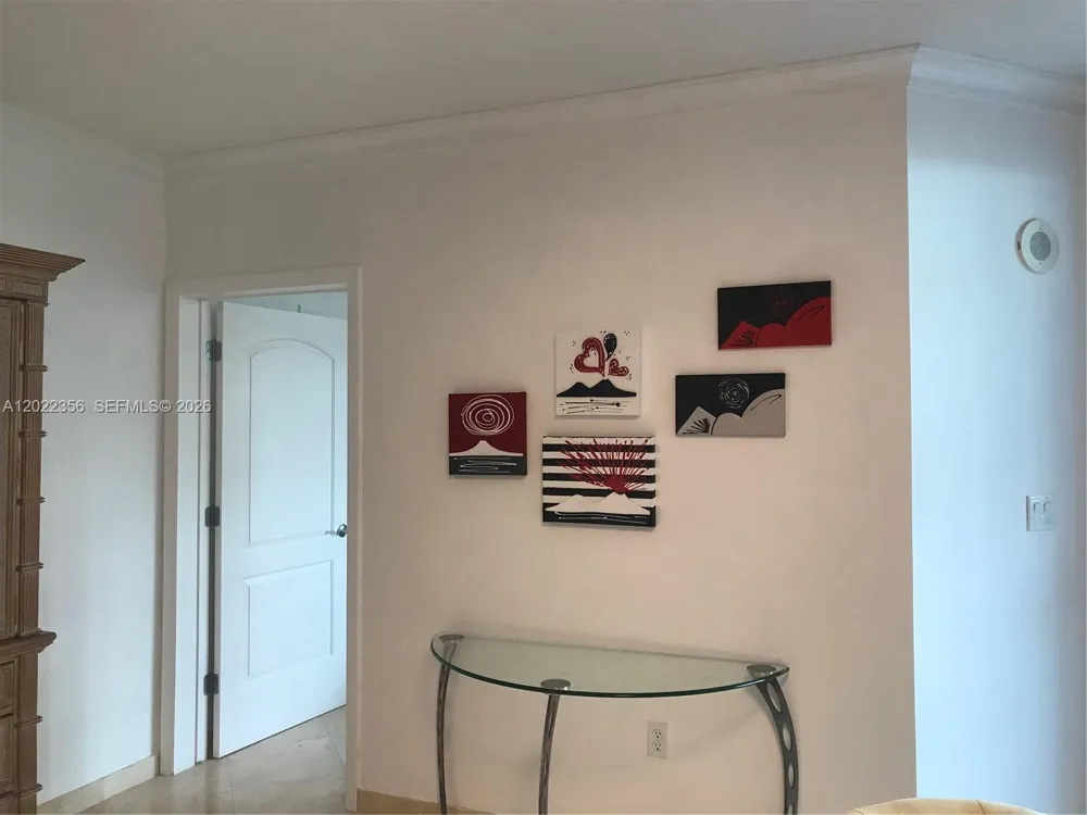 110 Washington Ave #1614 Miami Beach, FL 33139