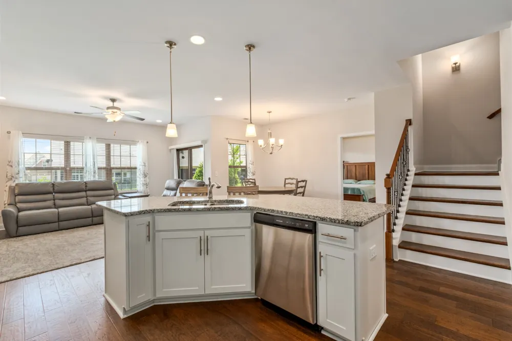 867 Meadowcrest Way Lebanon, TN 37090