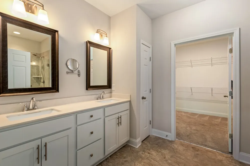 867 Meadowcrest Way Lebanon, TN 37090