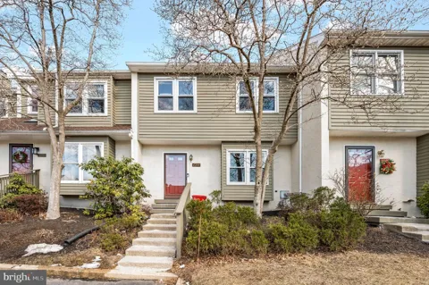4204 FRANKLIN COURT #4204