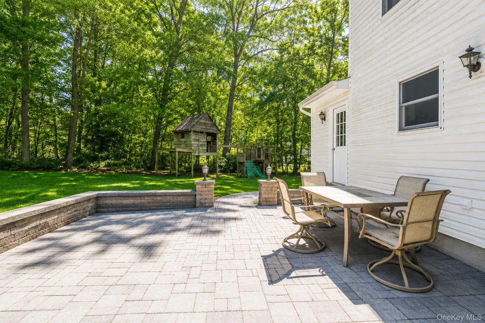 283 Route 25A Wading River, NY 11792