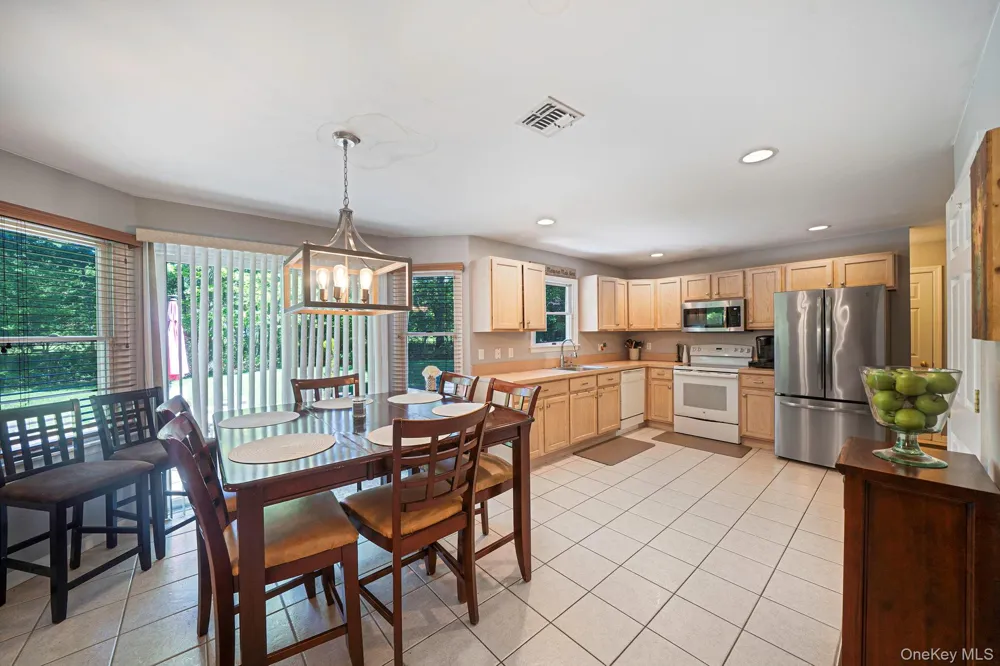 283 Route 25A Wading River, NY 11792