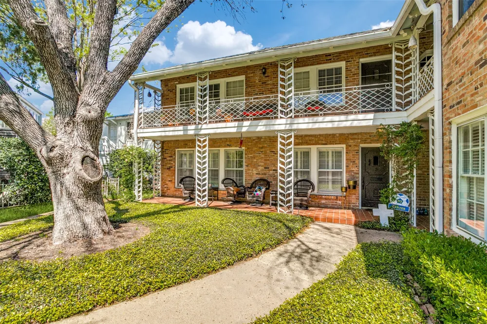 4558 Roland Avenue #B Highland Park, TX 75219