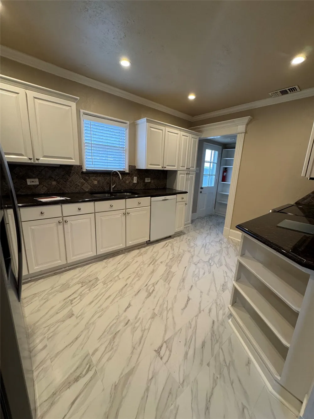 4558 Roland Avenue #B Highland Park, TX 75219