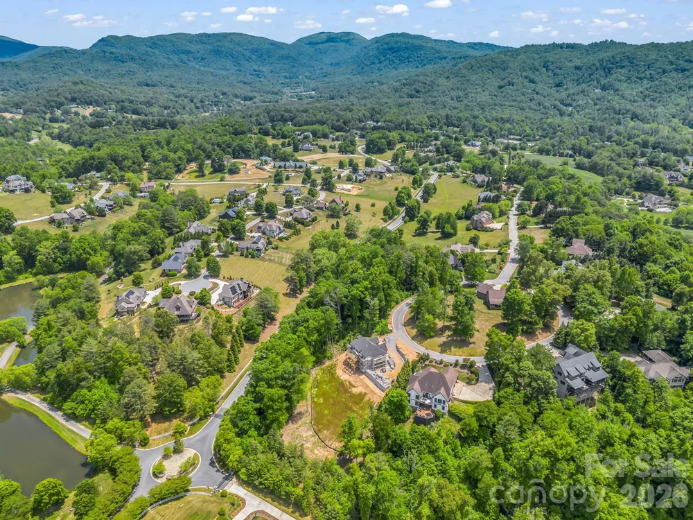 65 Bradford Vistas Vista Fletcher, NC 28732