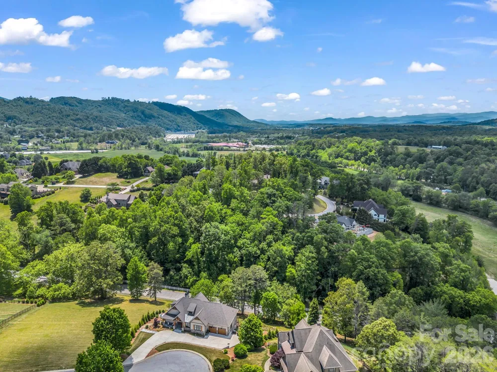 65 Bradford Vistas Vista Fletcher, NC 28732