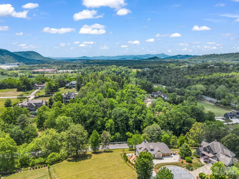 65 Bradford Vistas Vista Fletcher, NC 28732