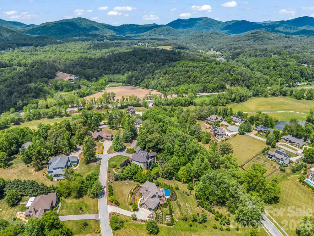 65 Bradford Vistas Vista Fletcher, NC 28732