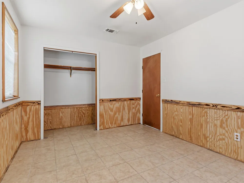 123 Ogden Street Winnie, TX 77665