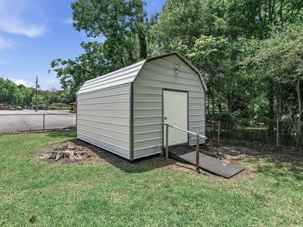 123 Ogden Street Winnie, TX 77665