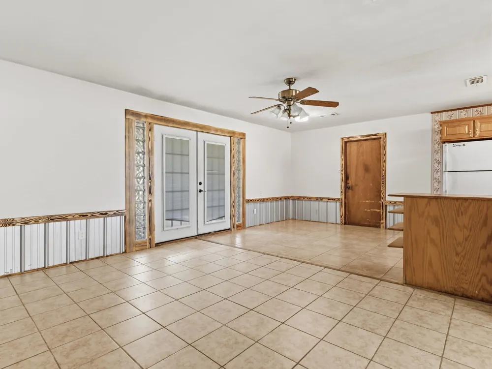 123 Ogden Street Winnie, TX 77665