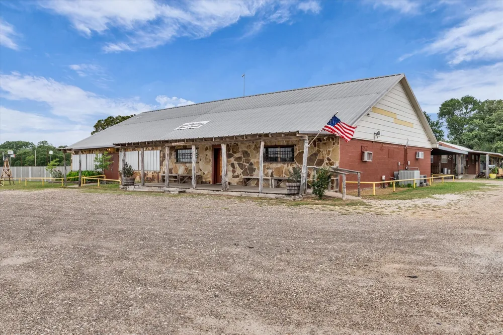 4553 Lake Felton Parkway Hallsburg, TX 76705