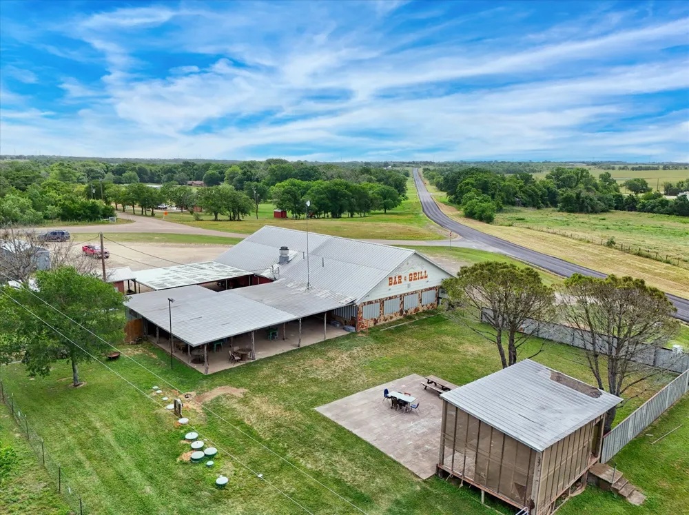 4553 Lake Felton Parkway Hallsburg, TX 76705