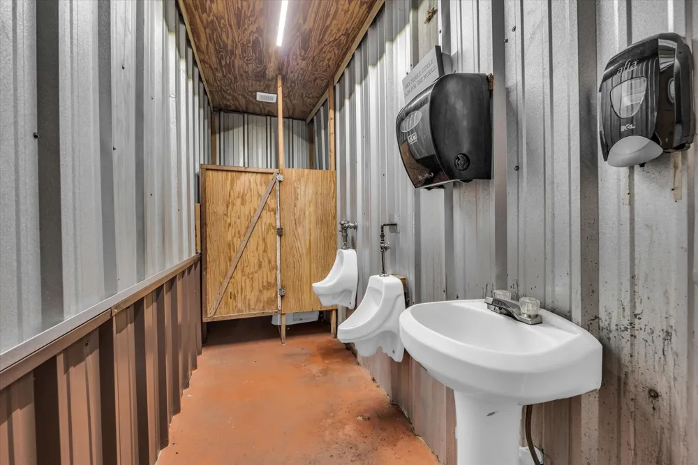 4553 Lake Felton Parkway Hallsburg, TX 76705