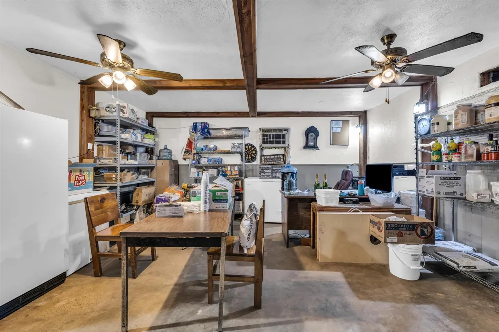 4553 Lake Felton Parkway Hallsburg, TX 76705