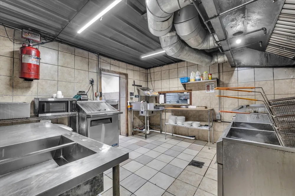 4553 Lake Felton Parkway Hallsburg, TX 76705