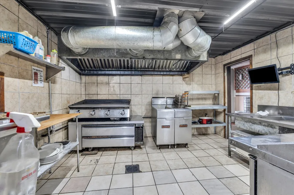 4553 Lake Felton Parkway Hallsburg, TX 76705