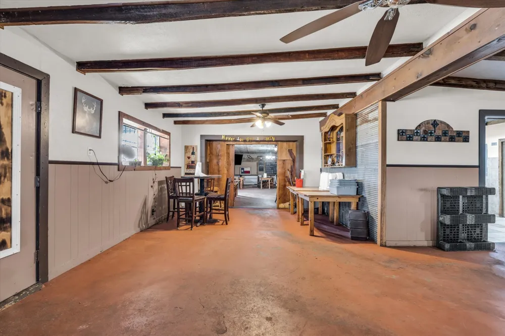 4553 Lake Felton Parkway Hallsburg, TX 76705