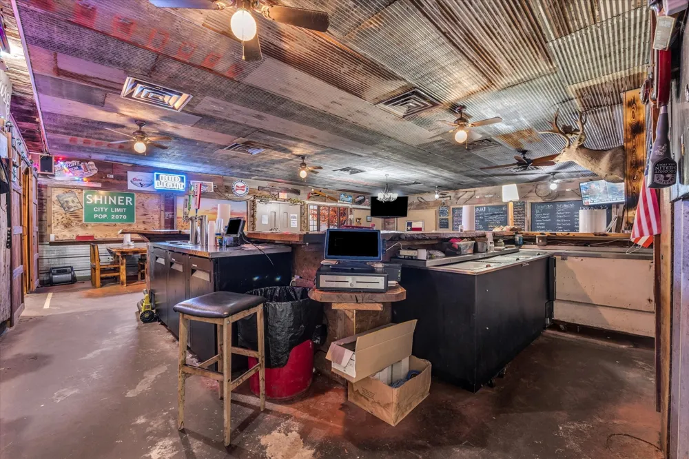 4553 Lake Felton Parkway Hallsburg, TX 76705