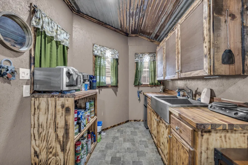 4553 Lake Felton Parkway Hallsburg, TX 76705