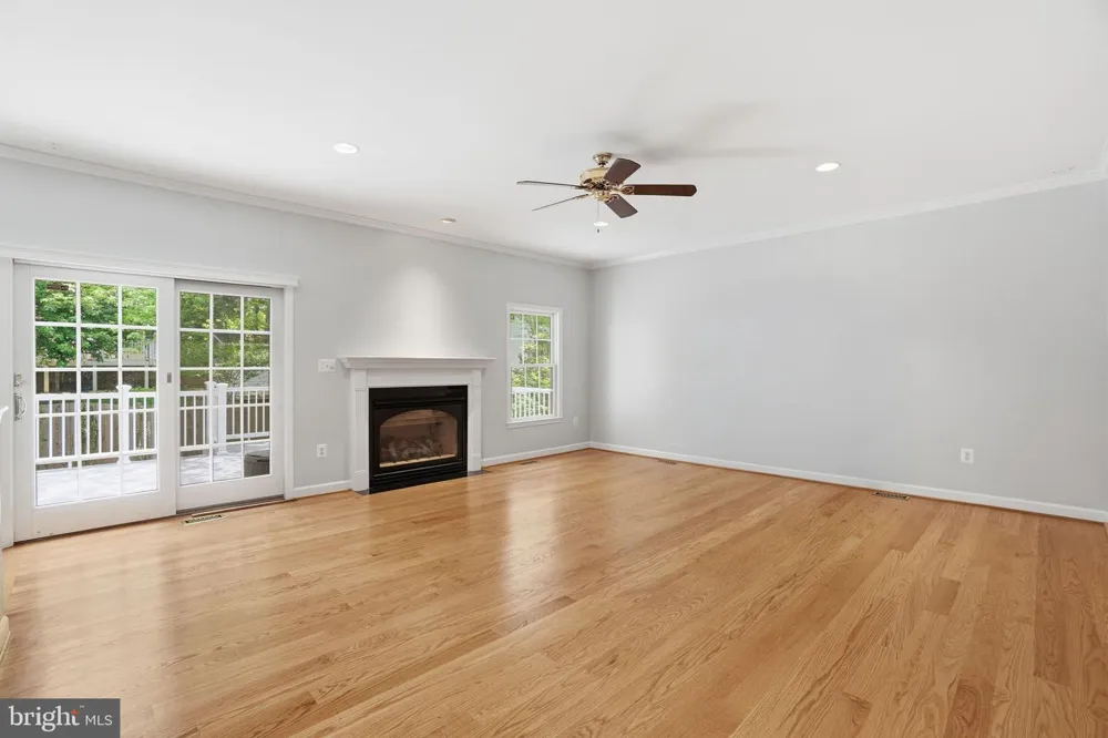 8613 VERNON AVENUE Alexandria, VA 22309