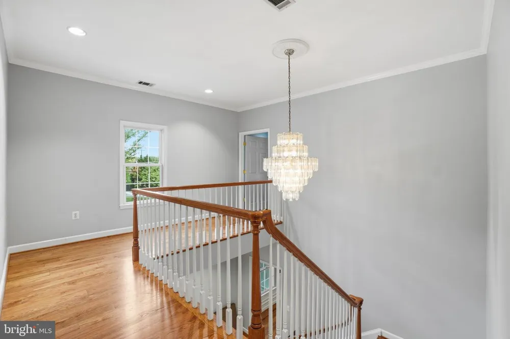 8613 VERNON AVENUE Alexandria, VA 22309