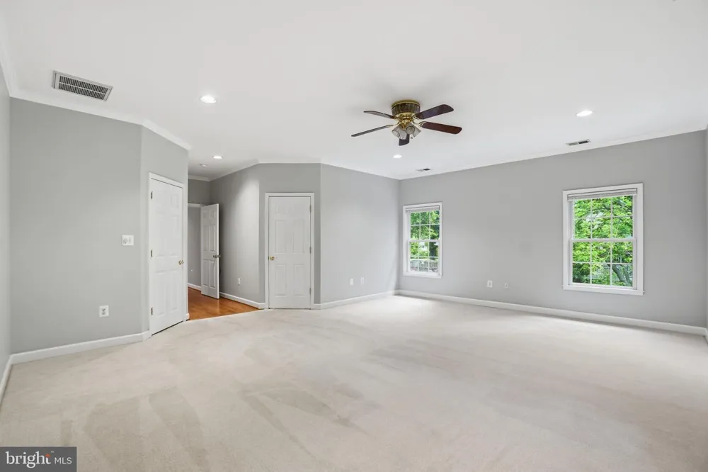 8613 VERNON AVENUE Alexandria, VA 22309