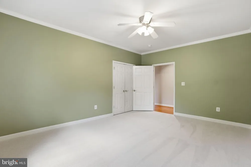8613 VERNON AVENUE Alexandria, VA 22309