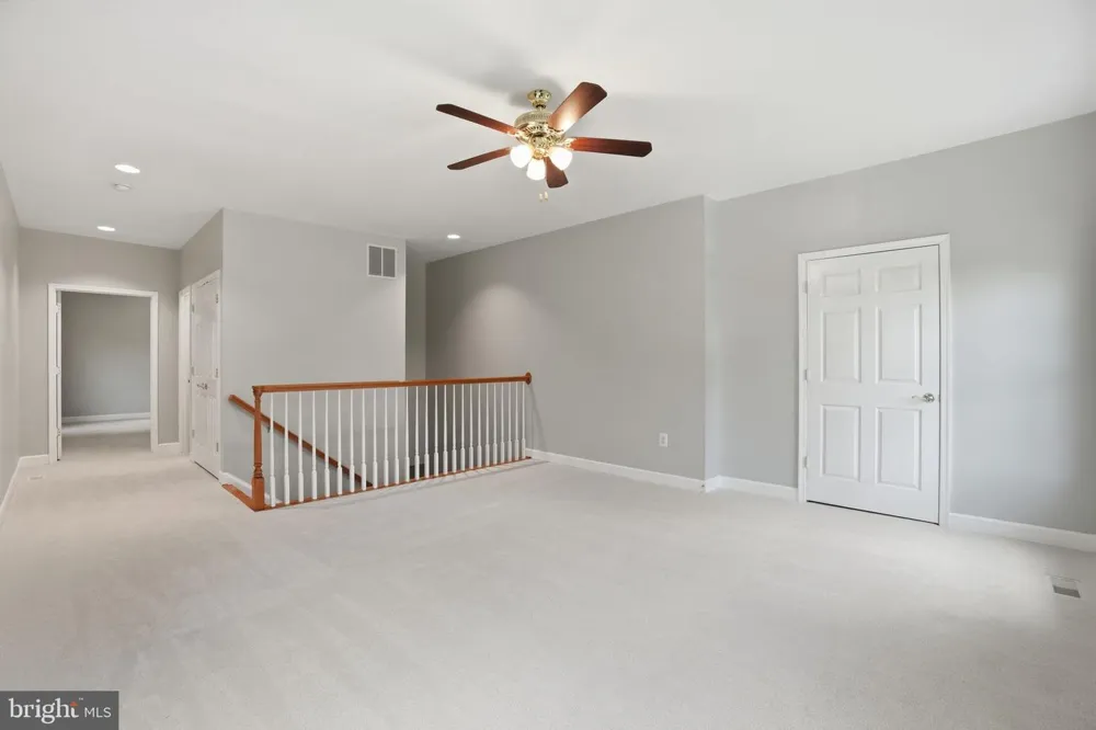 8613 VERNON AVENUE Alexandria, VA 22309