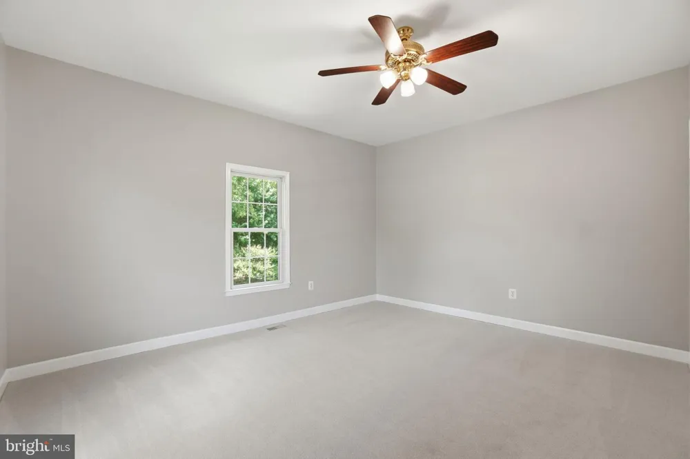 8613 VERNON AVENUE Alexandria, VA 22309