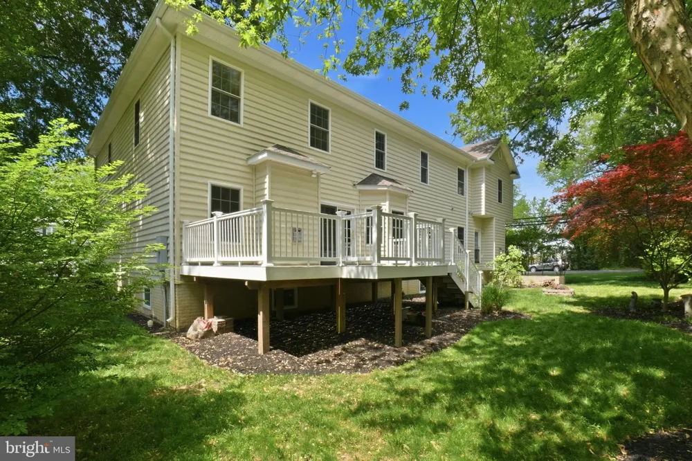 8613 VERNON AVENUE Alexandria, VA 22309
