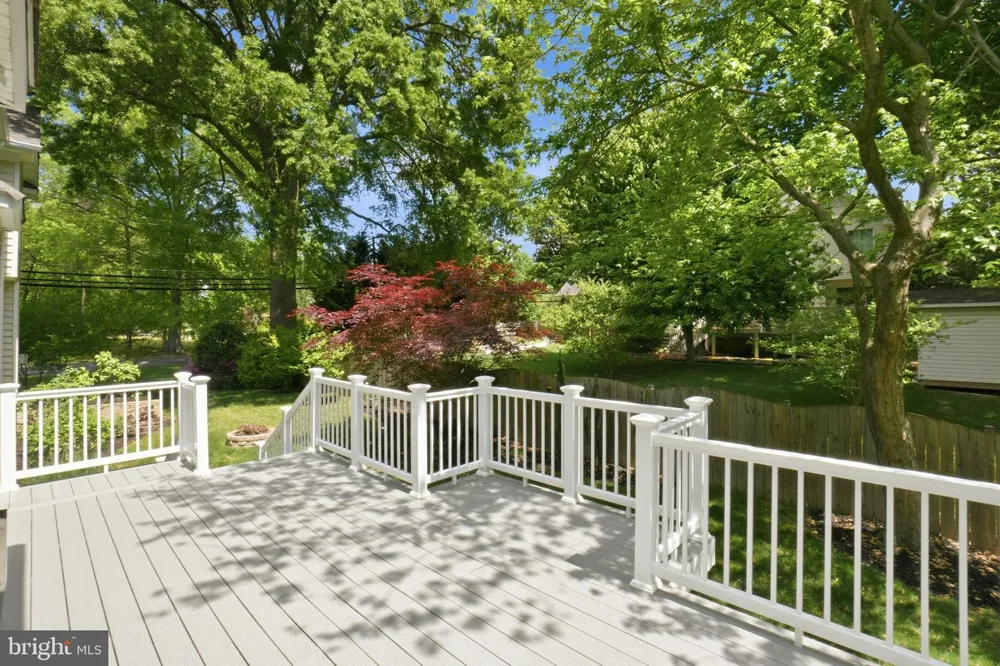8613 VERNON AVENUE Alexandria, VA 22309