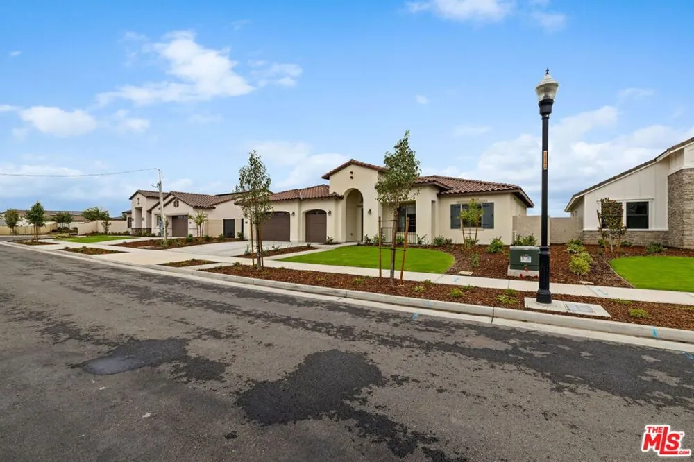 3612 Pathway Court Bakersfield, CA 93311