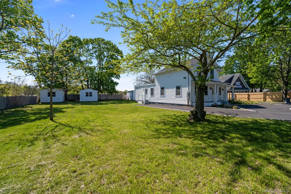 7600 Main Road #Unit 1B East Marion, NY 11939