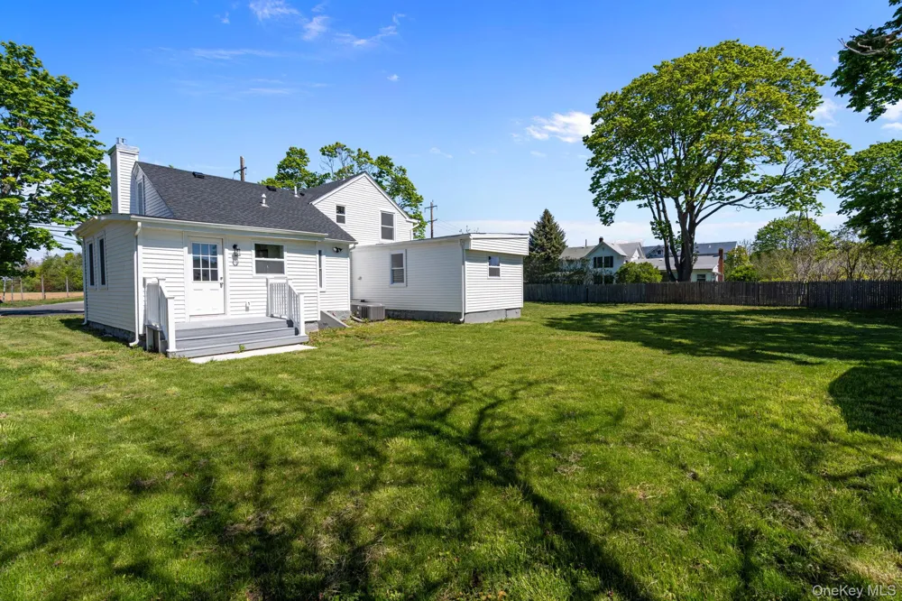 7600 Main Road #Unit 1B East Marion, NY 11939