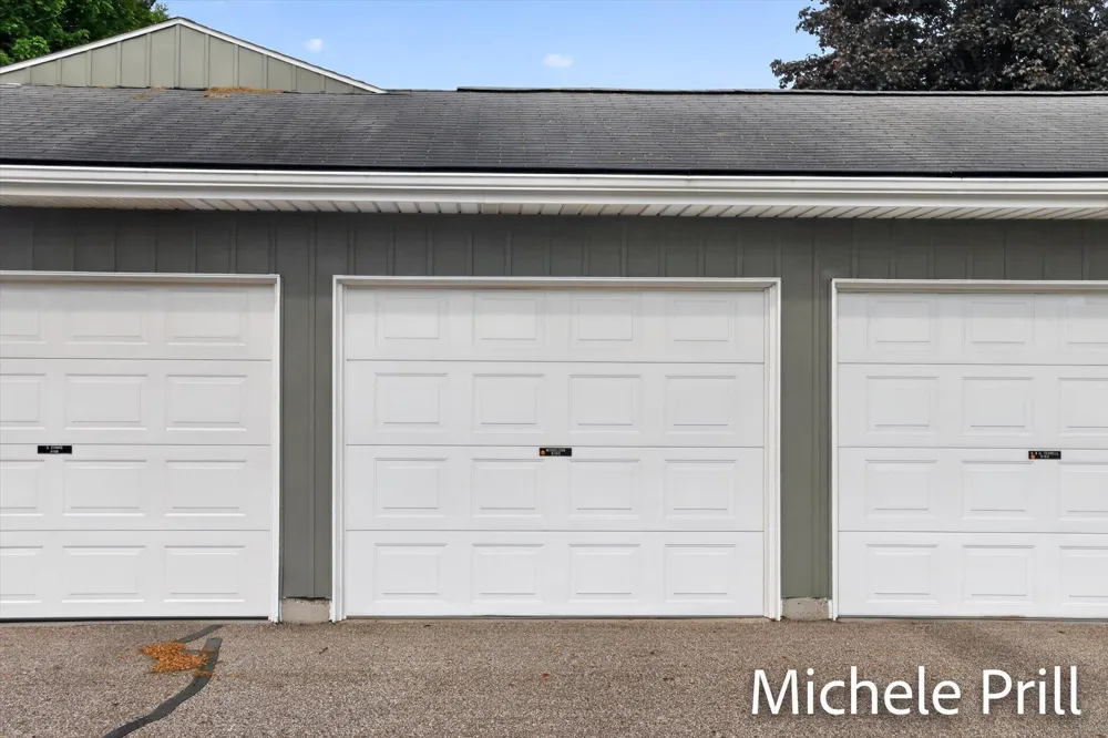 5160 Southglow Court SE Kentwood City, MI 49508