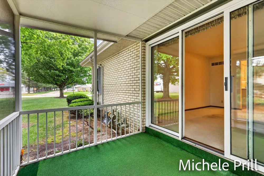 5160 Southglow Court SE Kentwood City, MI 49508