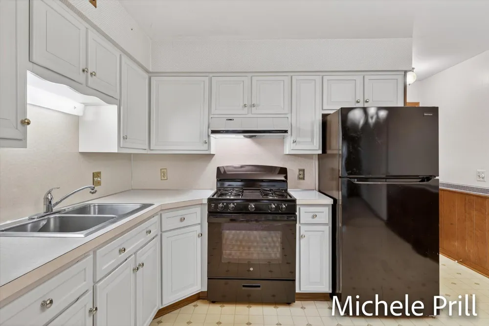 5160 Southglow Court SE Kentwood City, MI 49508
