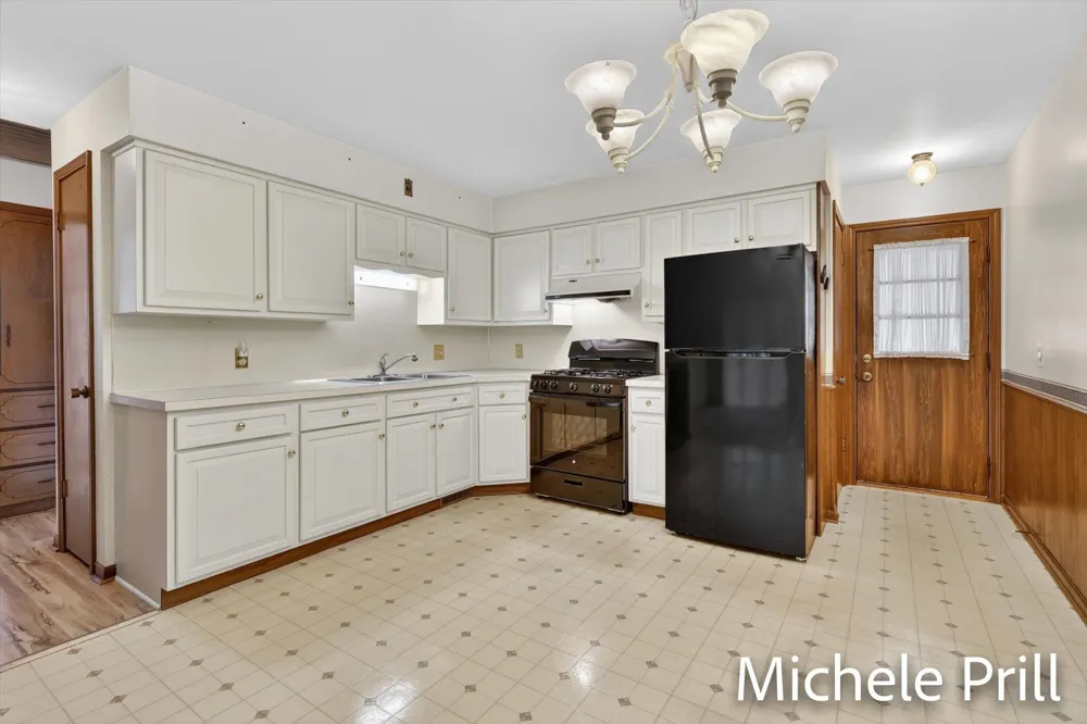 5160 Southglow Court SE Kentwood City, MI 49508