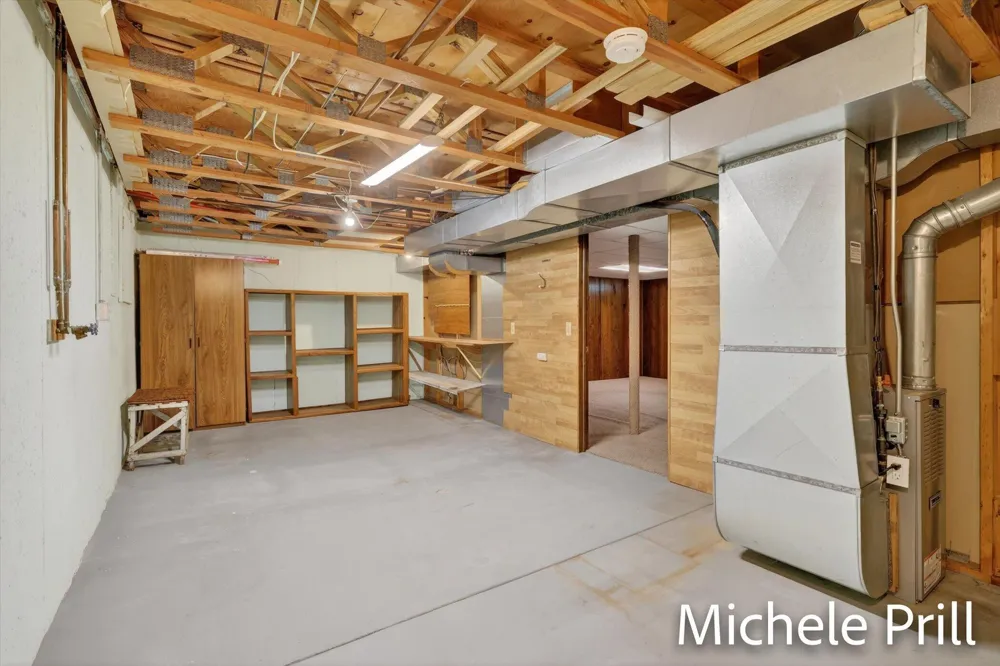 5160 Southglow Court SE Kentwood City, MI 49508