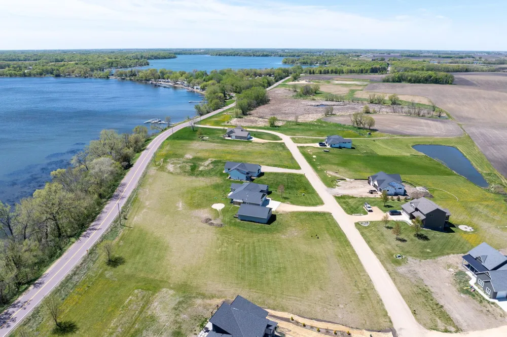 23473 Cardinal Drive Cleveland, MN 56017