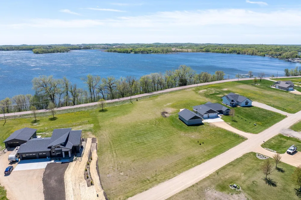 23473 Cardinal Drive Cleveland, MN 56017
