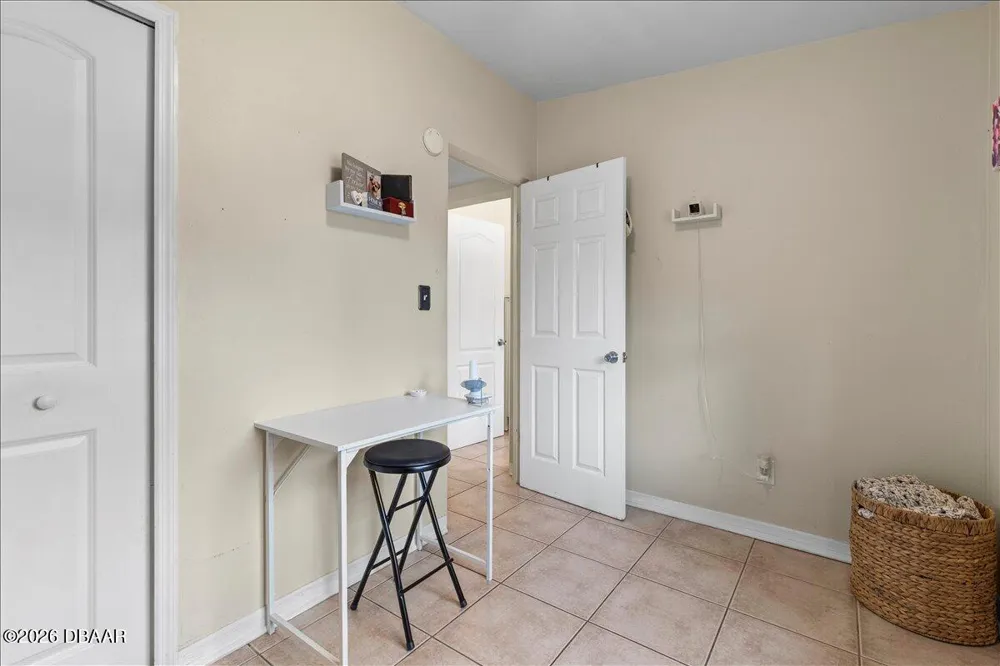 450 Card Avenue Holly Hill, FL 32117